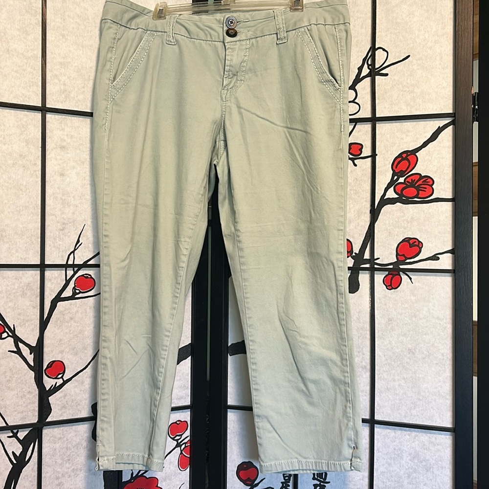 BKE Capris